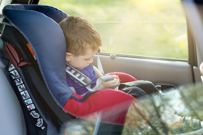 Foteliki samochodowe Recaro